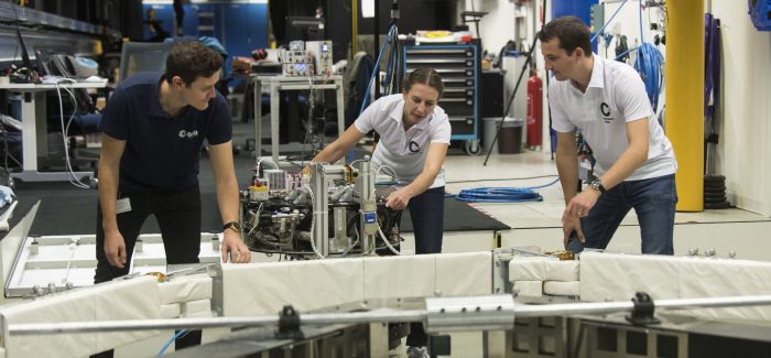 ClearSpace-and-ESA-teams-testing-the-2D-full-scale-model-of-the-ClearSpace-1-‘servicer-capture-system-on-ESAs-unique-low-friction-air-bearing-test-facility.-2022-©-ClearSpace-scaled